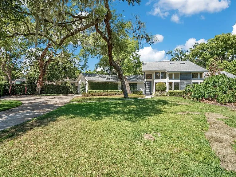 1041 Tuscany Pl — Photo 2