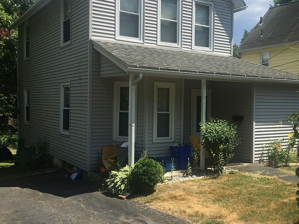Front of house from sidewalk