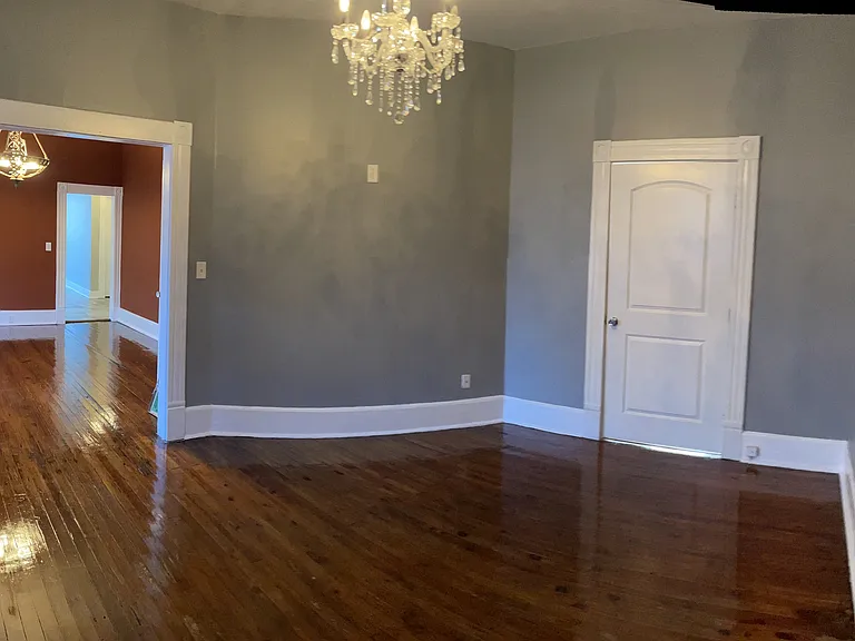 2024 N Market St — Photo 18