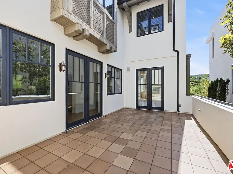 13079 Bluff Creek Dr — Photo 14