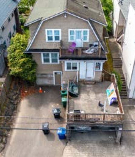 2nd image of 4728 18th Ave NE
