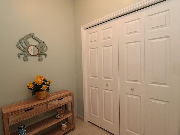 2nd image of 109 Laurel Wood Way Unit 208