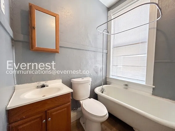 3722A Fairview Ave — Photo 10