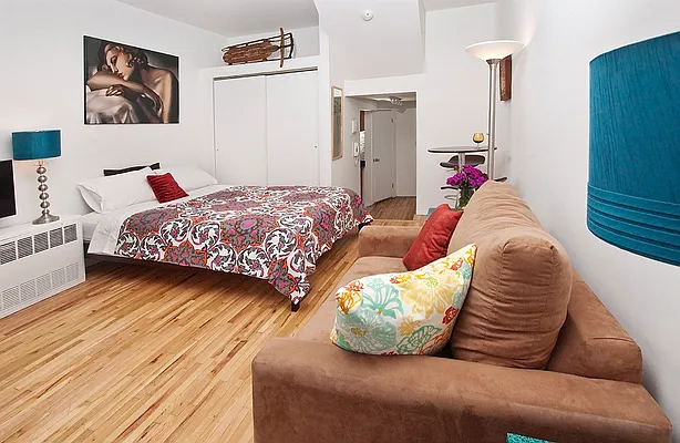 Rented by Voro, LLC | media 5