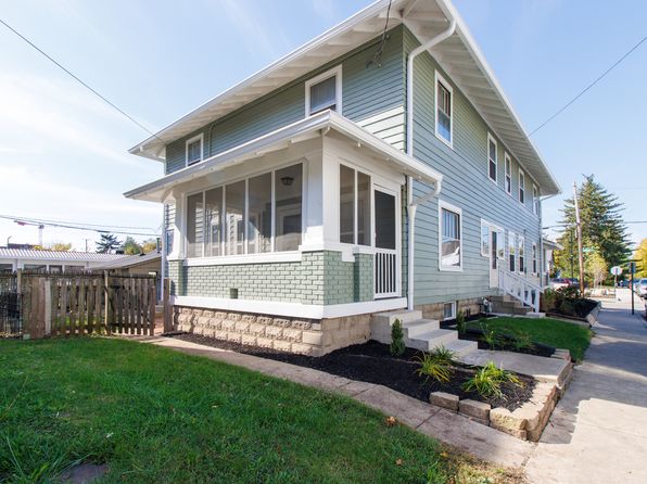 909 Main St