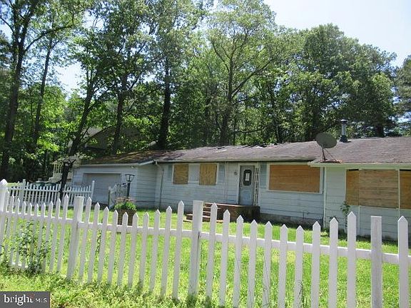 4th image of 13042 Mills Creek Dr