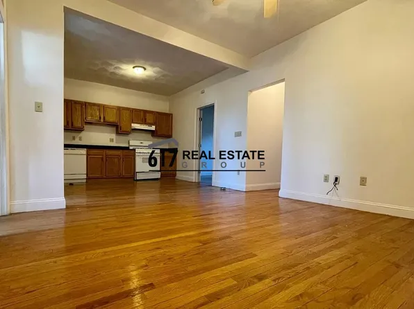 17-3 Cummings Rd, Brighton, MA