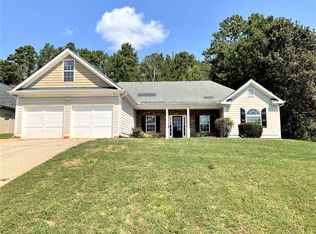 8210 Mossybrook Ln, Douglasville, GA 30135