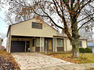 1204 Prairie St, Grinnell, IA 50112