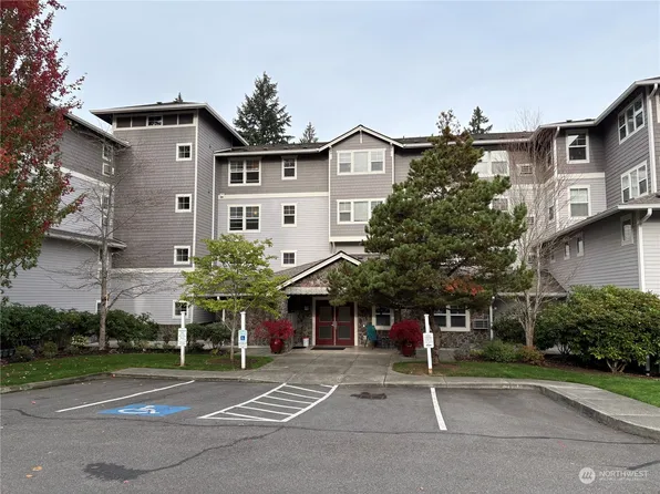 4535 Providence Point Place SE #301, Issaquah, WA 98029