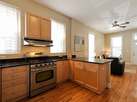 4th image of 2717 W Evergreen Ave #1S