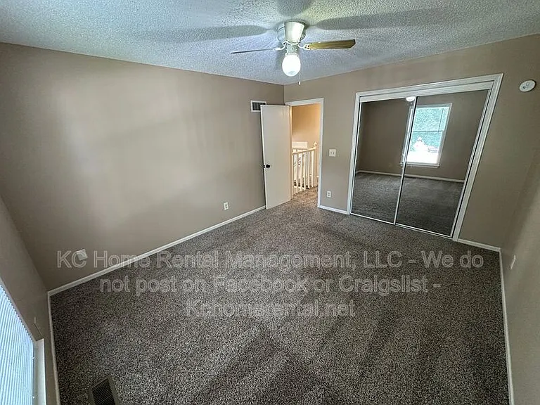 413 Lee Dr — Photo 24