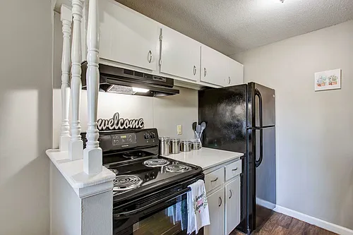 Lenexa Crossing Apartments Photo 1