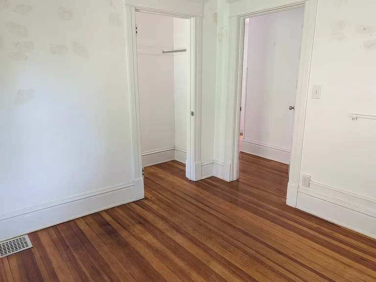 1851 E State St — Photo 15