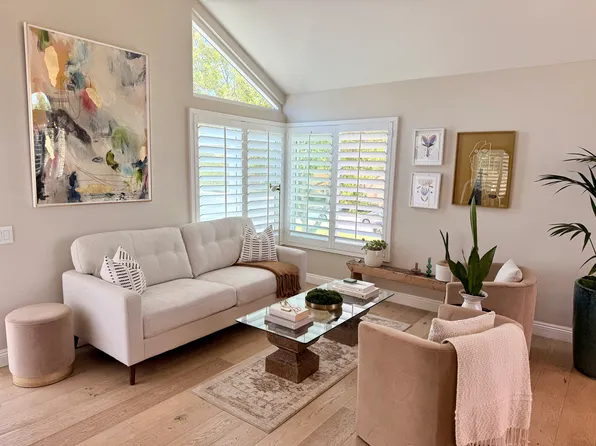 61 Huntington, Irvine, CA 92620
