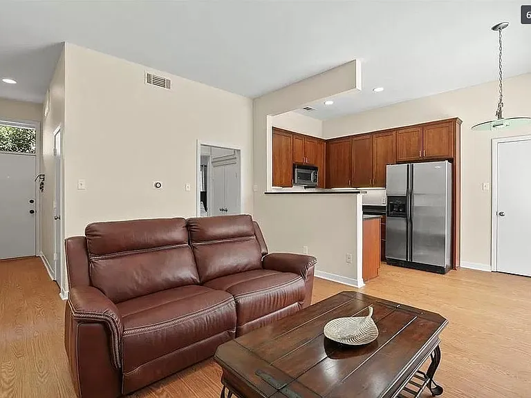4031 Holland Ave #A — Photo 6
