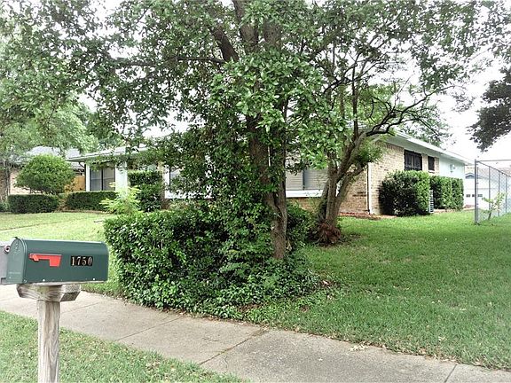 3rd image of 1746 Sterling Ln