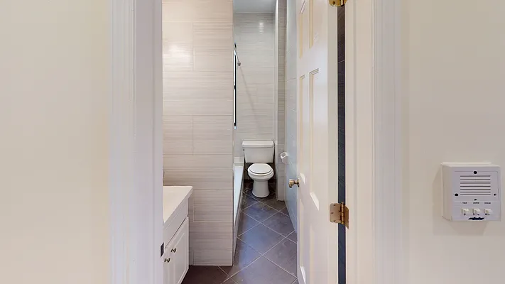 Rented by Revona Properties | media 14