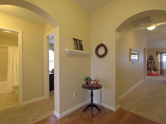 Pleasant entry with arches