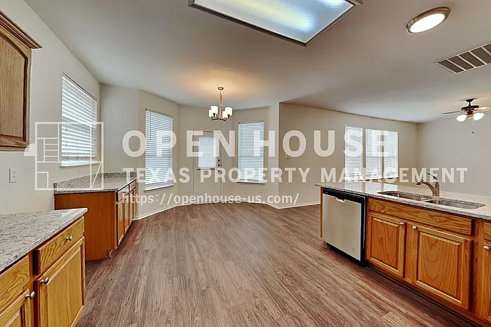 10005 Chadbourne Rd — Photo 5