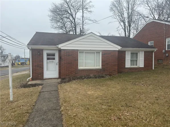 1602 Bancroft Ave, Youngstown, OH 44514