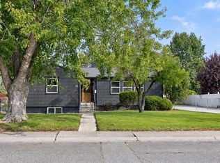 96 Waldron St, Richland, WA 99354