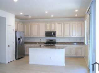 1726 W Lacewood Pl, Phoenix, AZ 85045