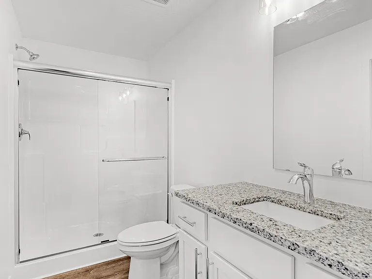 810 Lambert Cir — Photo 7