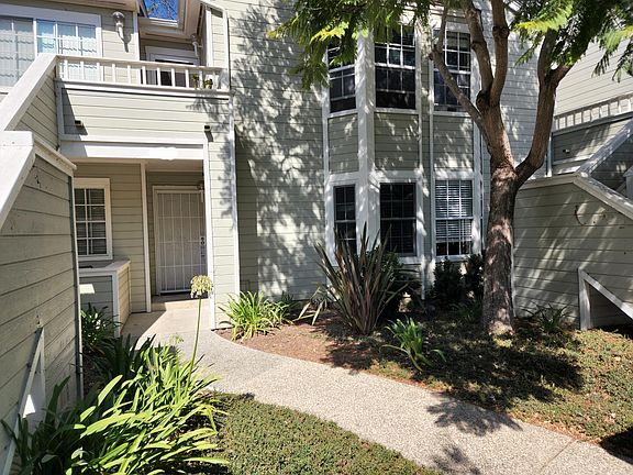 2nd image of 7606 Hollister Ave Unit 209