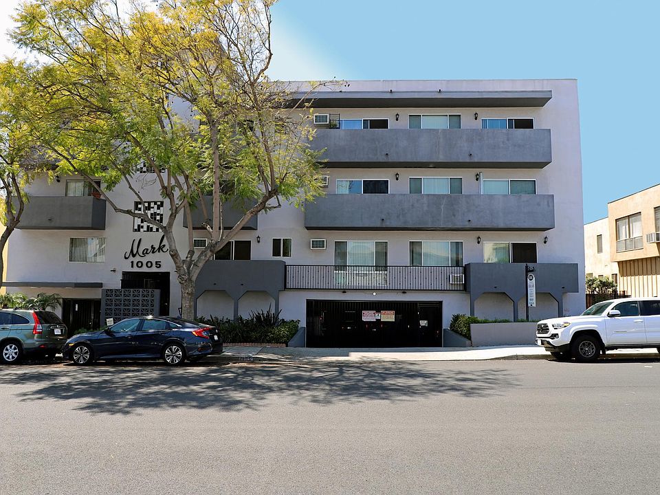 1st image of 1005 N Stanley Ave #102