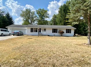 1657 S Redwood Rd, Warsaw, IN 46580