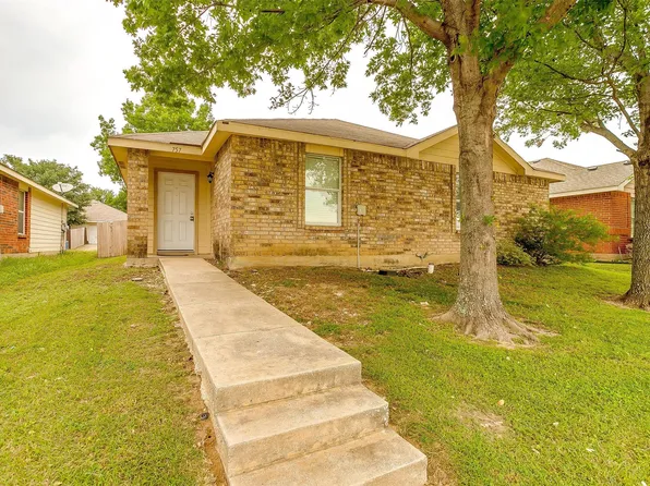 757 E Kirnwood Dr, Dallas, TX 75241