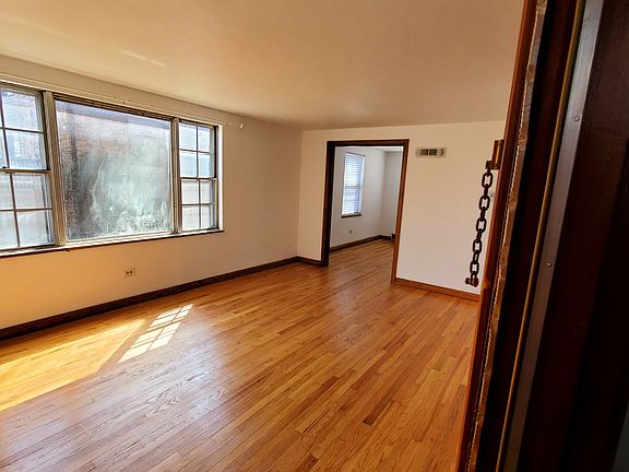 2nd image of 4400 S Park Dr #A