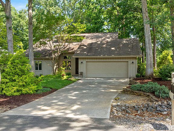 2nd image of 112 Oligi Ln