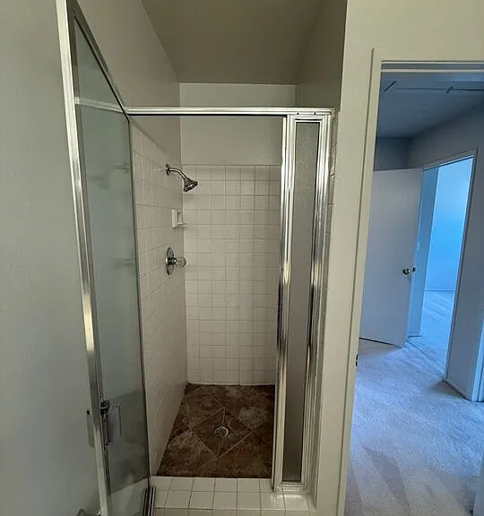 2809 Montrose Ave #10 — Photo 27