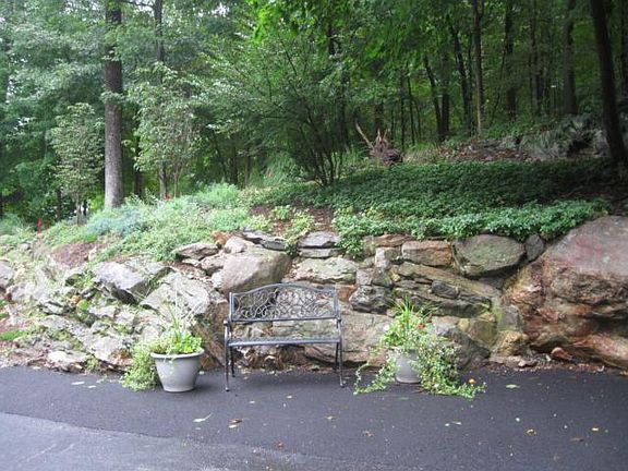 4th image of 8 Franklin Dr
