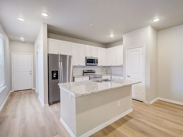 Willow Crossing Townhomes — Photo 24