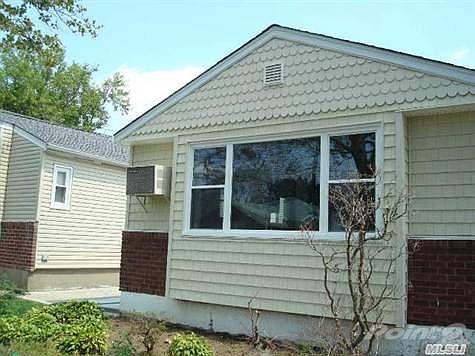 1st image of 1355 E 102nd St