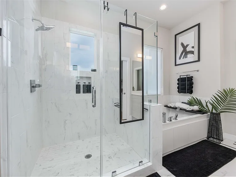 5310 Suez St — Photo 16