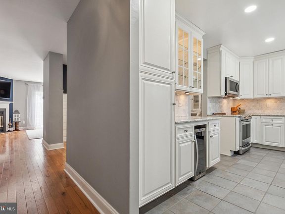 5th image of 2314 Wonderview Rd