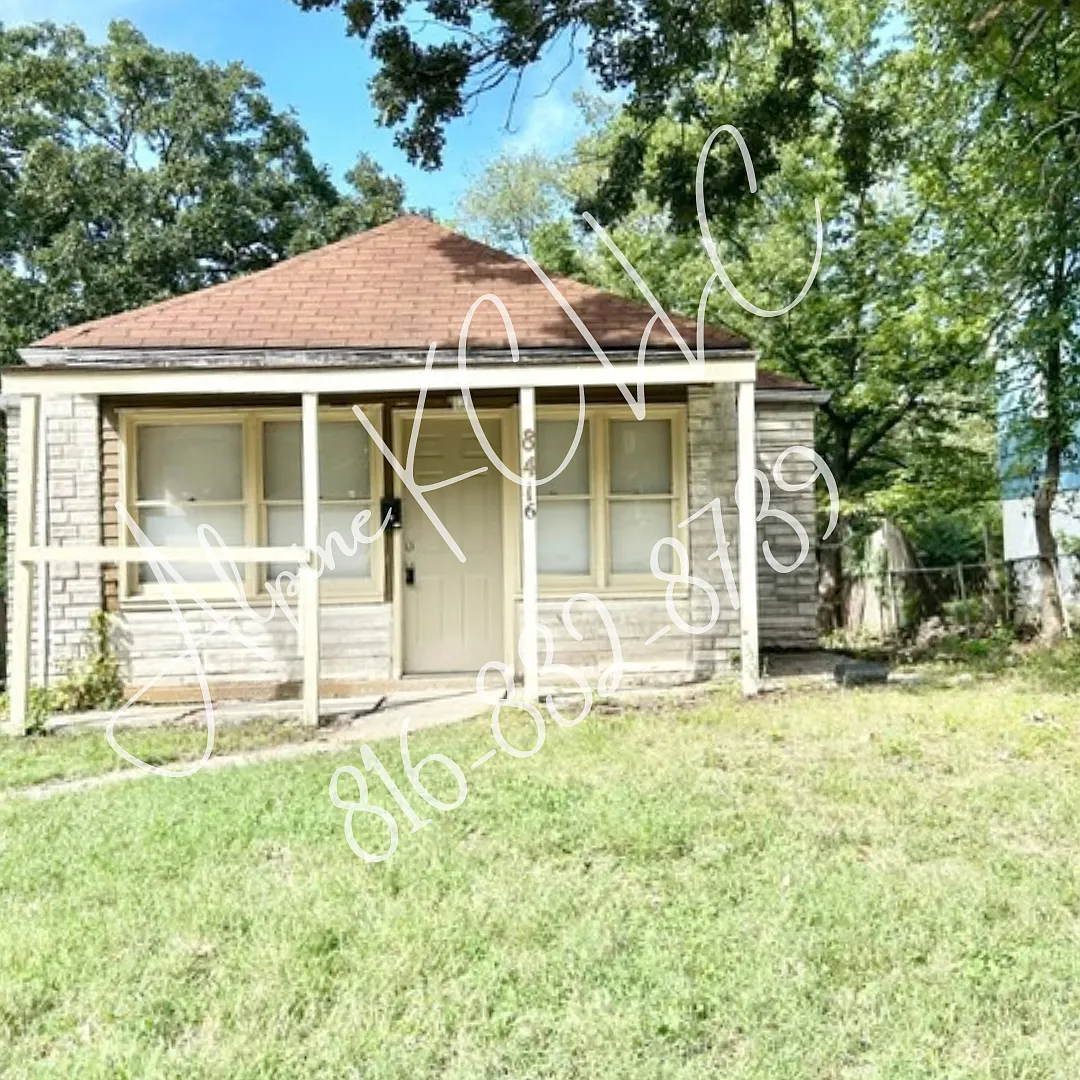 3 bed, 1092 sqft, $895 — Photo 1