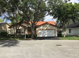 4862 NW 103rd Dr, Pompano Beach, FL 33076