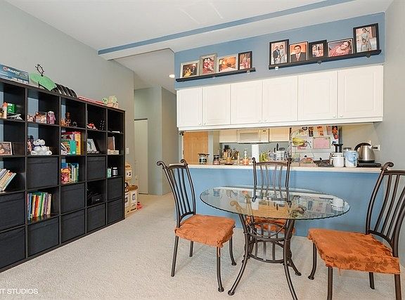 3rd image of 1236 Chicago Ave APT 408