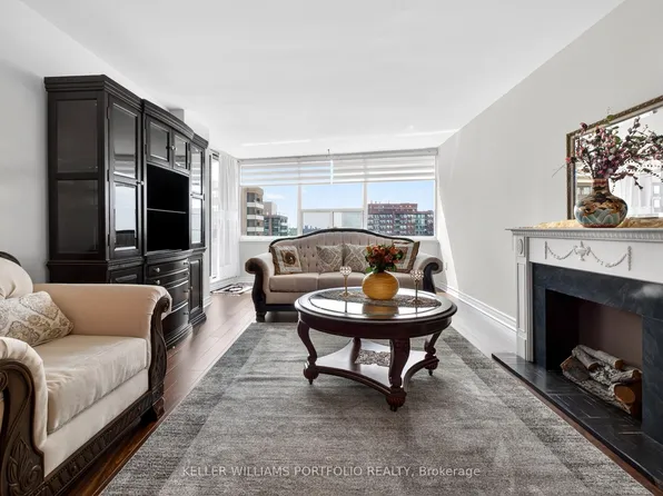 55 Huntingdale Blvd #1807, Toronto, ON M1W 2N9