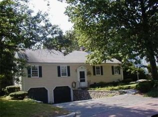 16 Dartmouth Rd, Melrose, MA 02176