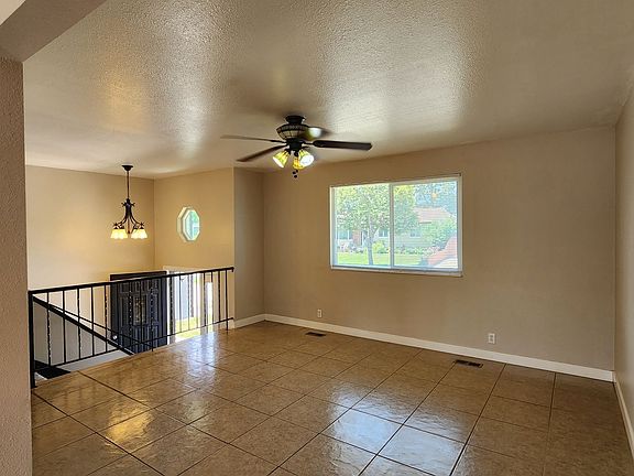 4th image of 6511 S Clematis Way #5420