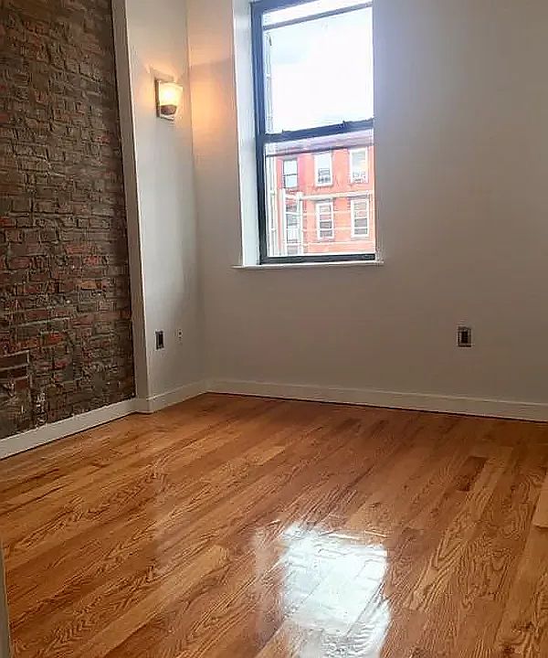 2nd image of 179 Putnam Ave #2O