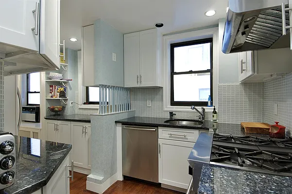 Sold by Corcoran | media 2