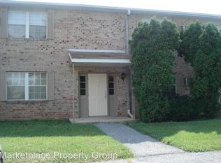 1082 Pine Grove Cir APT 5B, Wescosville, PA 18106