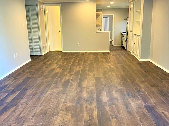 Spacious living room